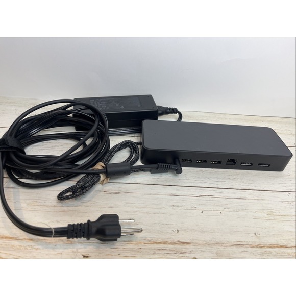 HP Other - HP USB-C Universal Dock Station HSA-B005DS w/ 90W AC